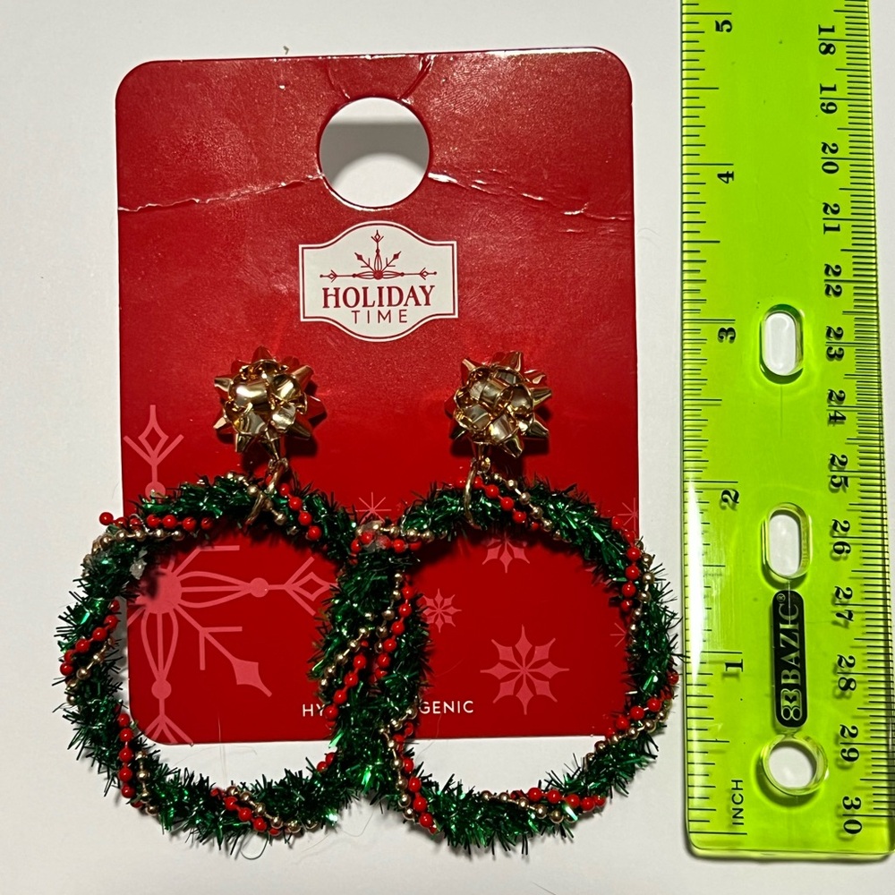 Holiday Time Gold and Green Festive Earrings